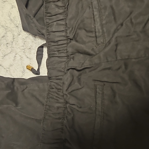 💖 $ 5 add on Suzy Shier pull on Pants with gold zipper pockets💖 - Picture 4 of 4